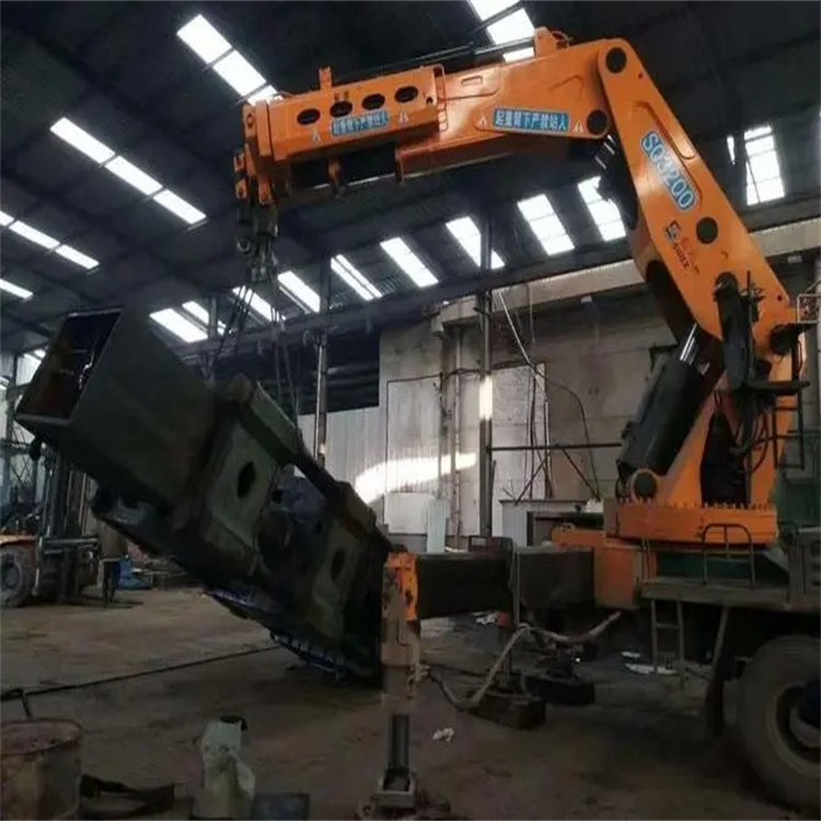 北戴河130吨折臂吊车出租吊机租赁附近电话