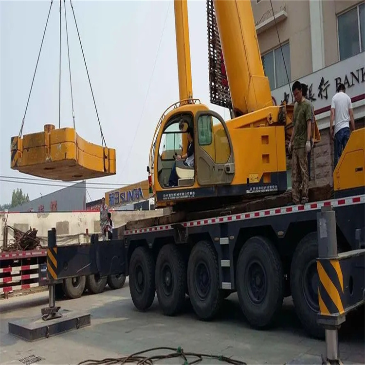 北戴河当地吊车出租|机器吊装|75吨|工厂搬迁服务